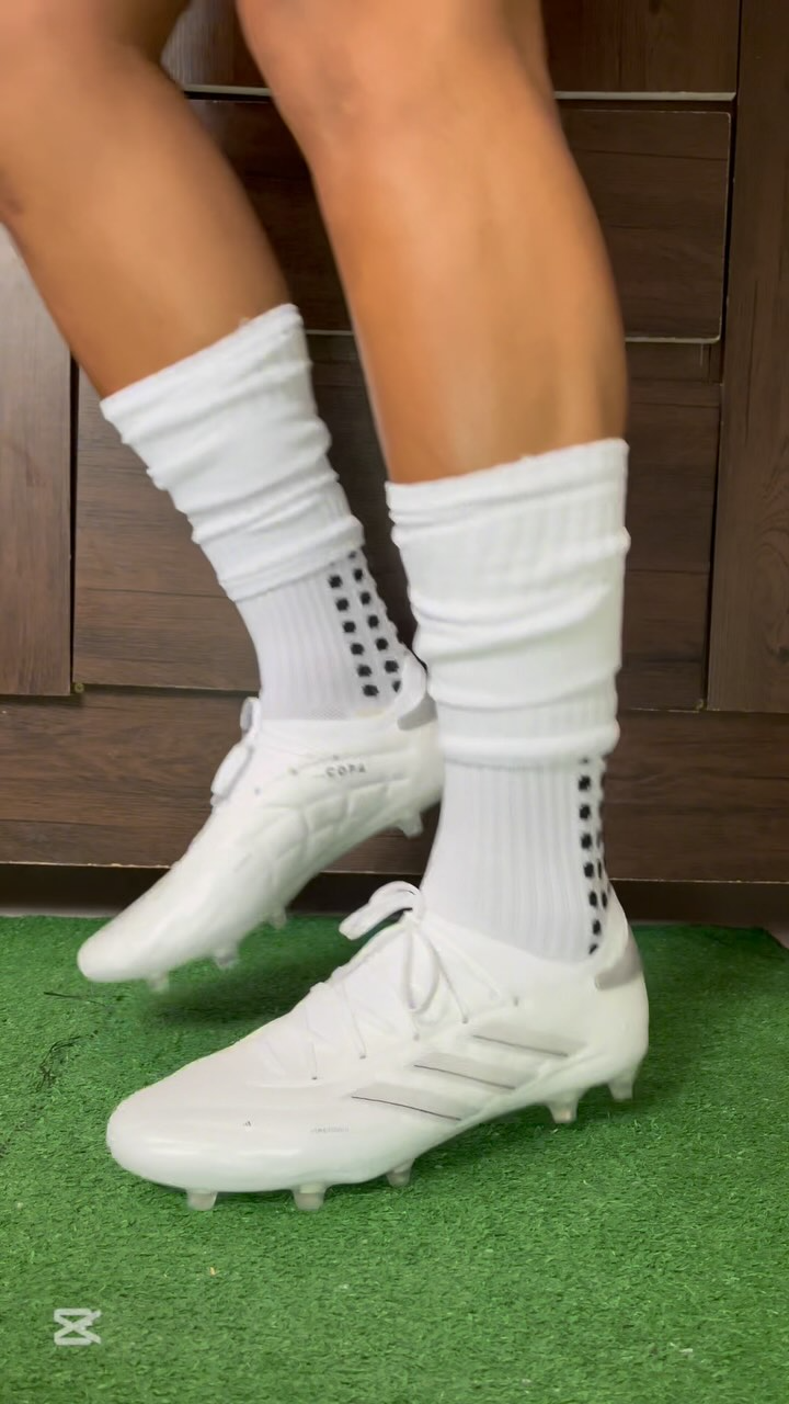 Chuteira Adidas Predator All White