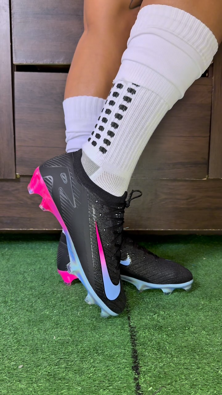 Chuteira Nike Vapor 16