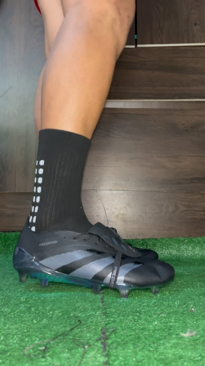 Chuteira Adidas Preadtor FG